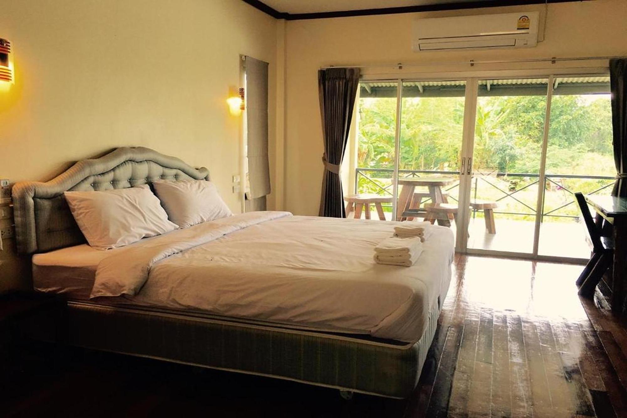 Be Fine Sabuy Hotel And Resort Сураттхани Экстерьер фото